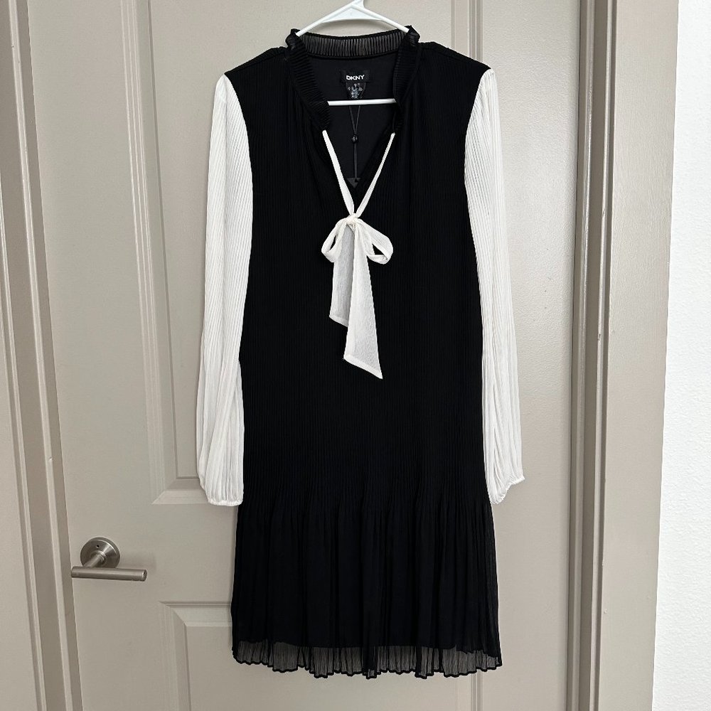 DKNY Black Pleated shift dress, size 12, with tags